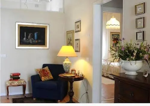 Tre Civette Sul Como Bed & Breakfast Marina di Massa
