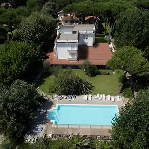 La Bussola Hotel